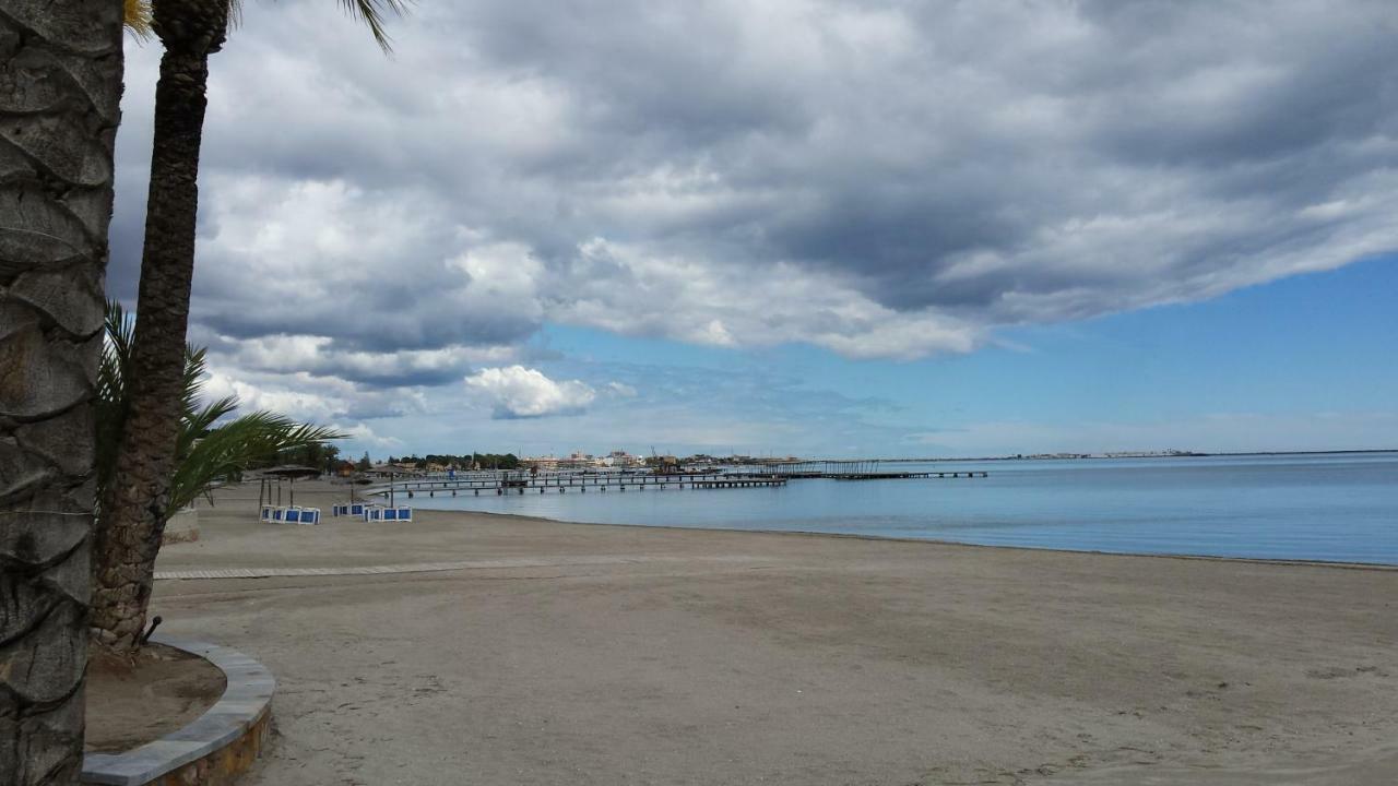 דירות סנטיאגו דה לה ריברה Viviendas Moreno Mar Menor מראה חיצוני תמונה